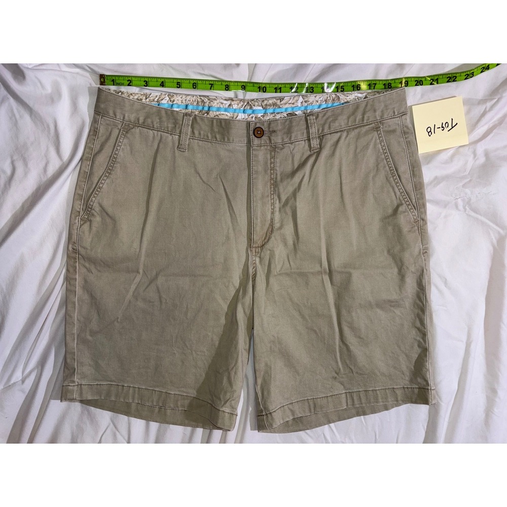 Tommy Bahama Boracay Khaki Tan Chino Shorts Mens 38x9 Flat Front Cotton T09-18